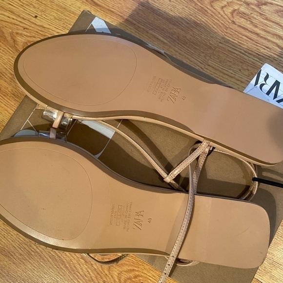 ZARA WOMEN CHAIN TRIM LOW HEELED SANDALS Beige SIZE US9/40 NEW With TAGS - Picture 9 of 9